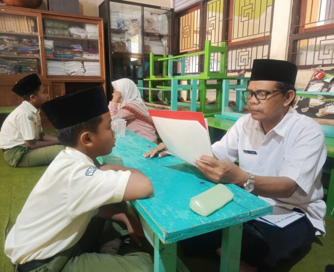 Pelaksanaan Uji Kompetensi Hari Pertama Hafalan Al-Qur’an SPMB UPT SMP Negeri 3 Tuban Berjalan Khidmat dan Lancar