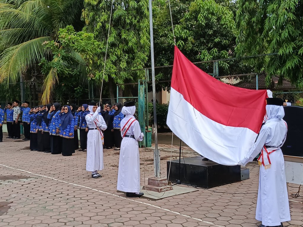 COMP (2) - COMP (2) -