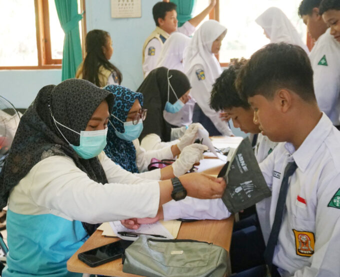 Cek Kesehatan Gratis dan Imunisasi HPV di UPT SMP Negeri 3 Tuban