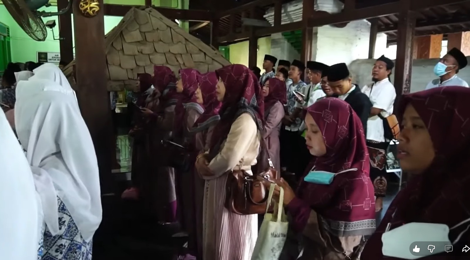 WhatsApp Image 2025-10-22 at 07.57.00 WhatsApp Image 2025-10-22 at 07.57.00