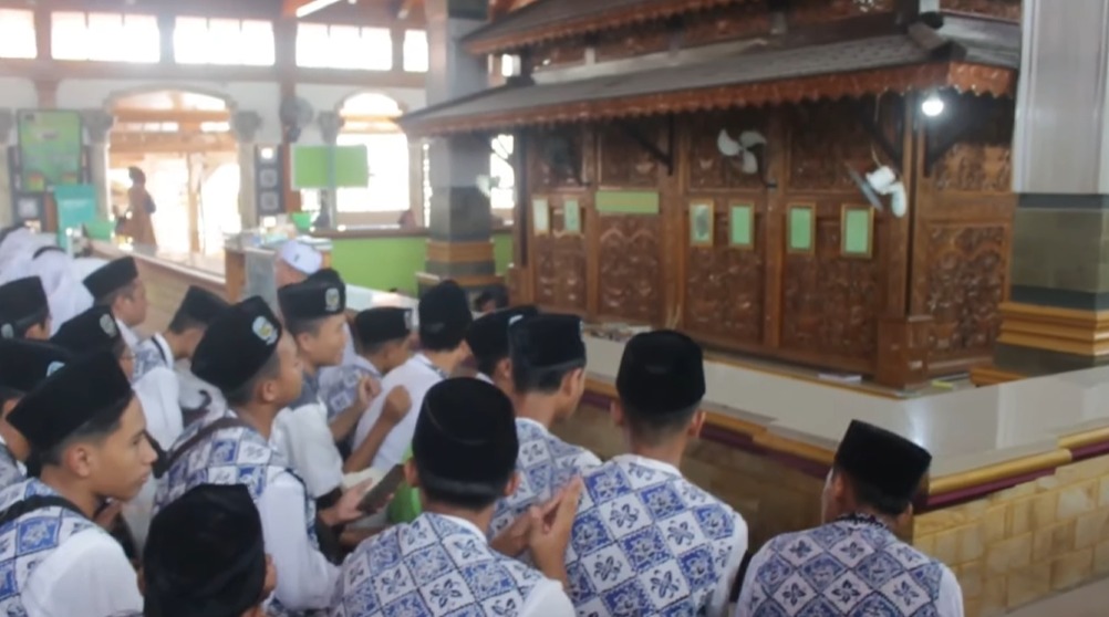 WhatsApp Image 2025-10-22 at 07.59.47 WhatsApp Image 2025-10-22 at 07.59.47