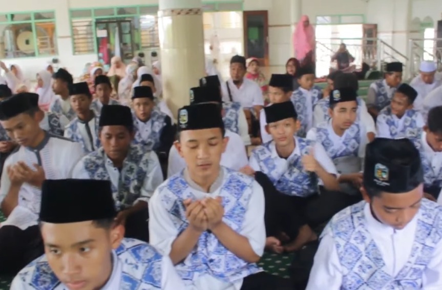 WhatsApp Image 2025-10-22 at 08.01.16 WhatsApp Image 2025-10-22 at 08.01.16