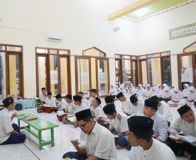 UPT SMP Negeri 3 Tuban Raih Peringkat Pertama Nominator School Religious Culture Jawa Timur 2025
