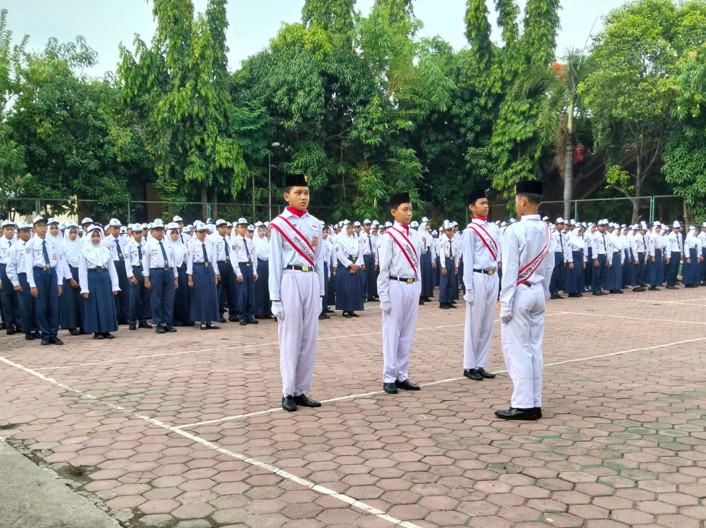 pahlawan 002
