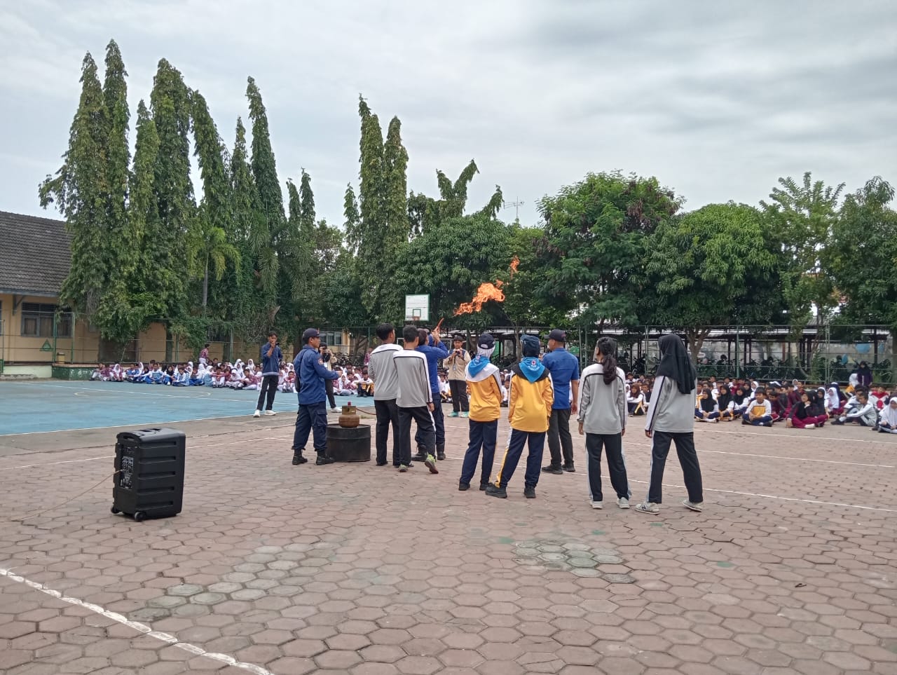 WhatsApp Image 2025-12-02 at 16.24.01 WhatsApp Image 2025-12-02 at 16.24.01