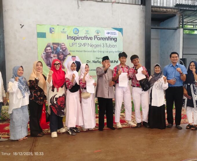 Membangun Sinergi, Mengukir Prestasi: UPT SMPN 3 Tuban Gelar Parenting Inspiratif Bersama Dr. Nafik Palil, M.Pd