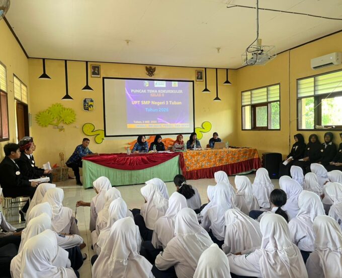 Khidmat dan Semarak, UPT SMP Negeri 3 Tuban Memperingati Hari Pendidikan Nasional 2026 dengan Lomba Pidato
