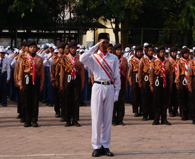 Pelantikan Pengurus OSIS, Dewan Penggalang, dan ROHIS UPT SMP Negeri 3 Tuban Masa Bakti 2026/2027
